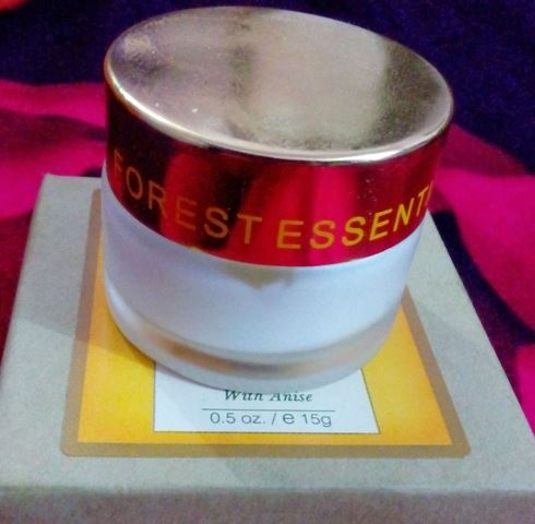 forest essentials eye cream with anise review