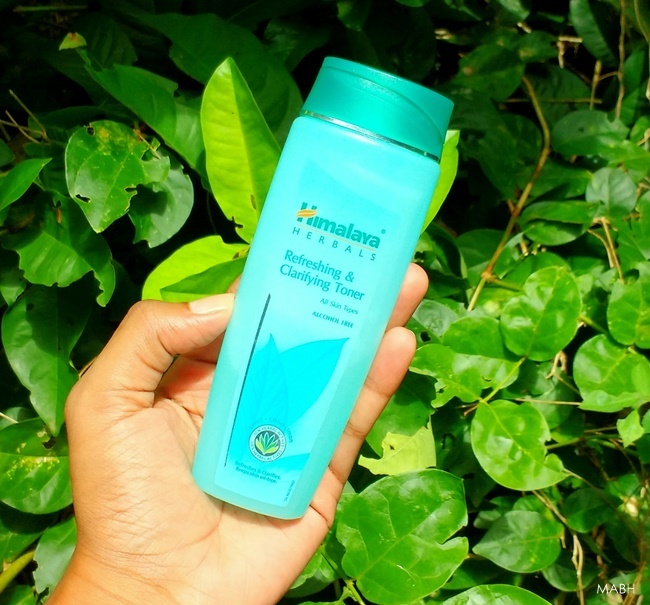 himalaya herbals refreshing clarifying toner
