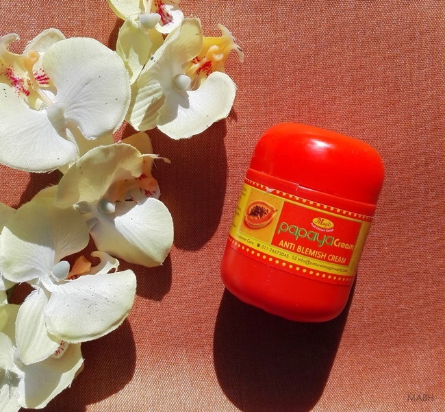 natures-essence-magic-papaya-anti-blemish-cream